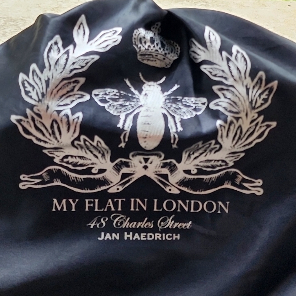 Jan Haedrich My Flat In London handbag.